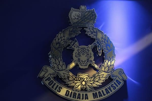 Acting Kemaman District Police Chief DSP Wan Muhamad Wan Ja’afar said today the 31-year-old man had joined a so-called investment scheme through a website last November. — Picture by Ahmad Zamzahuri