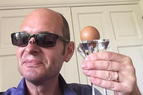Ed Pownell bought the unique egg for £150 and do<em></em>nated it to the Iuventas Foundation, a charity supporting young people in Oxfordshire with mentoring, life coaching, and mental health services. — Picture from Facebook