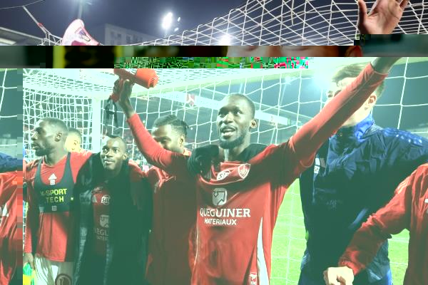 Brest<em></em>'s Senegalese forward Abdallah Sima (centre) celebrates at the end of the French L1 football match withNantes at Stade Francis-Le Ble in Brest, western France, on December 15, 2024. — AFP pic