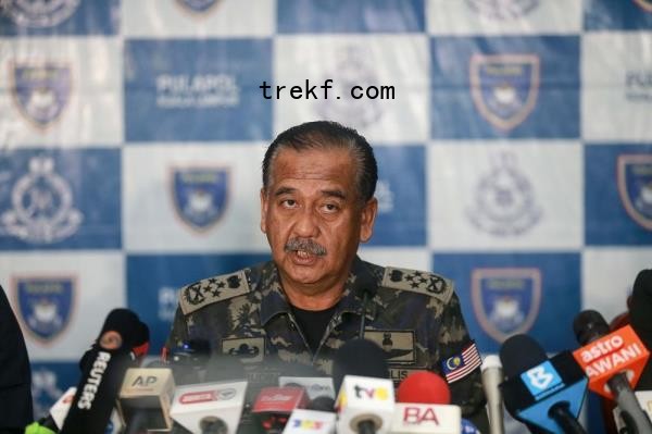 Inspector-General of Police Tan Sri Razarudin Husain said the RM560 million allocation for the Internal Security and Public Order Department (JKDNKA) under Budget 2025 would be utilised effectively to strengthen border security on land and at sea. — Picture by Sayuti Zainudin 