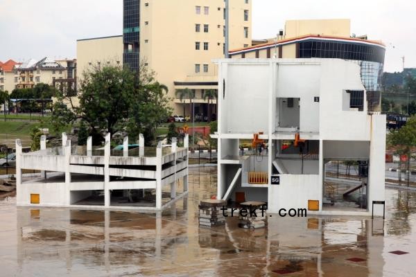 The disaster simulation site for the Special Malaysian Disaster Assistance and Rescue Team (SMART) that is currently under co<em></em>nstruction at Pulau Meranti, Puchong December 16, 2024. — Bernama pic