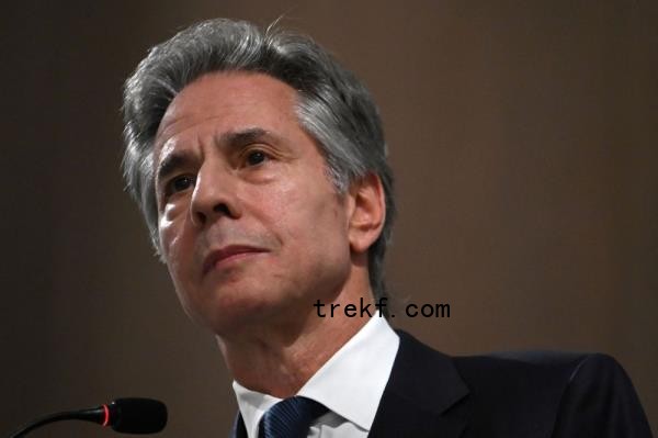 Bl<em></em>inken said at a news co<em></em>nference that the group had agreed on a joint communique that also calls for an inclusive and representative government that respects the rights of minorities. — Reuters pic